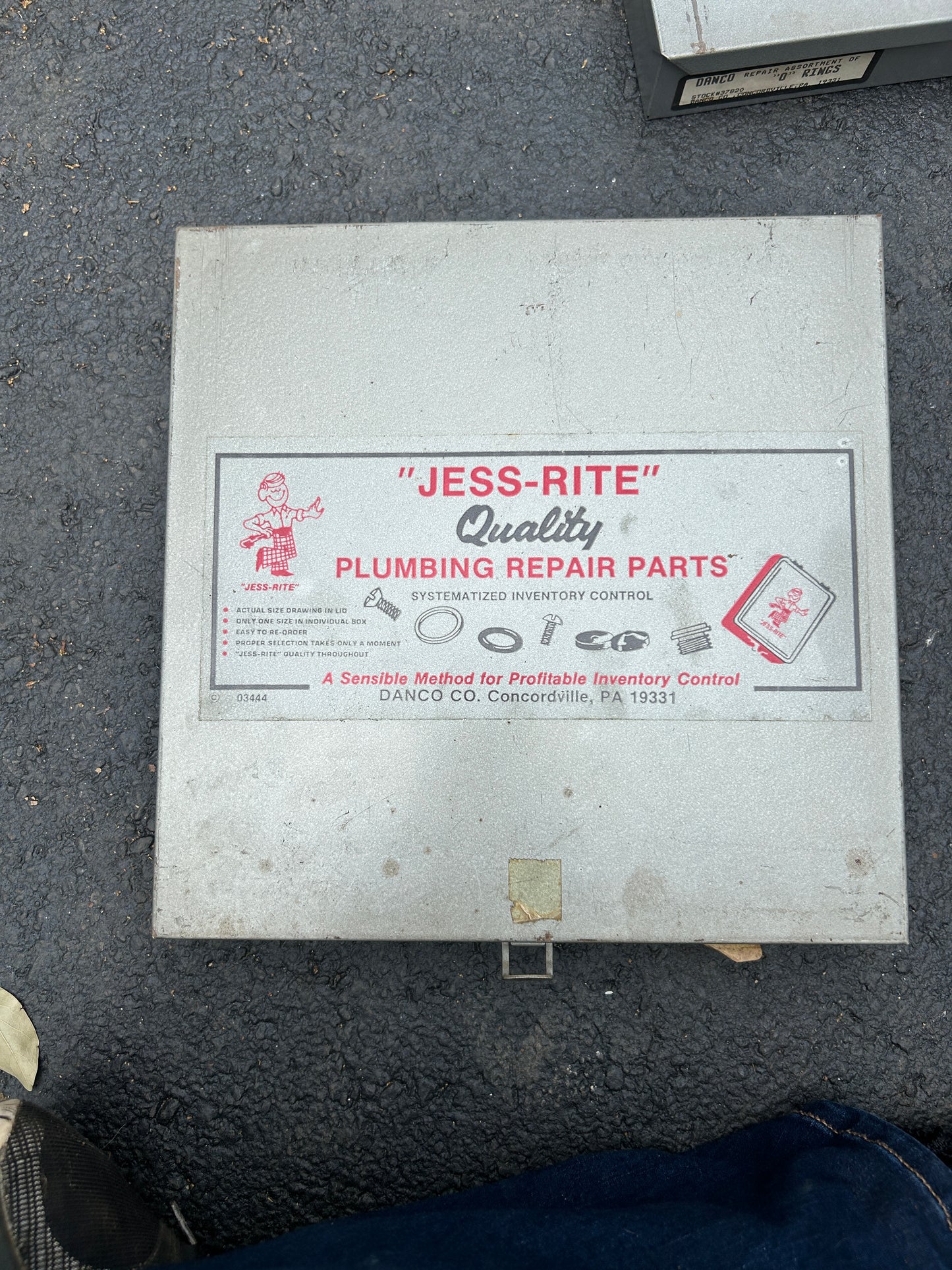 Vintage Jess-Rite Kit for Bibb Seats Metal Parts Box No. 81 - with Danco Parts