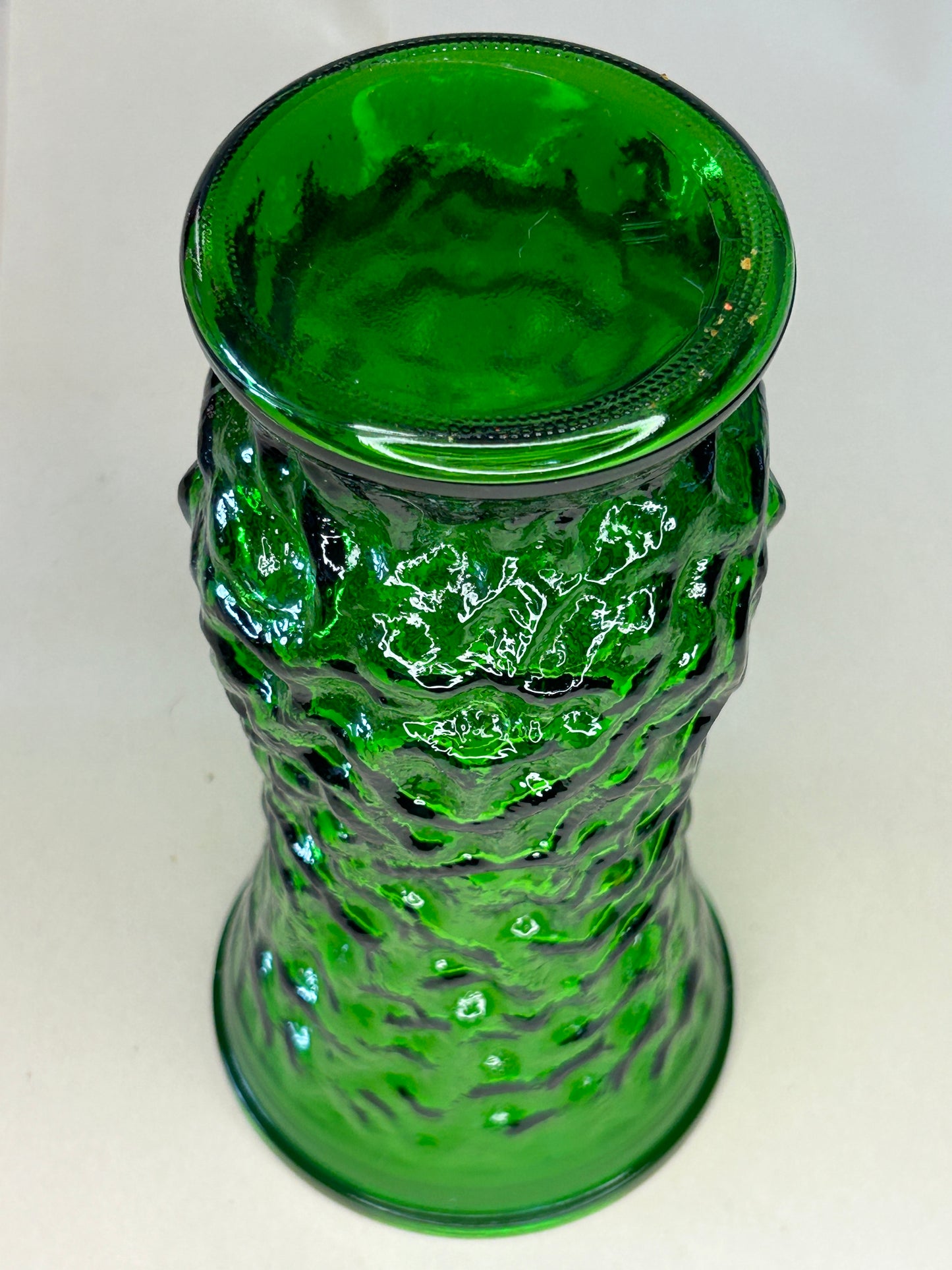 Vintage 1960s Hoosier Emerald Crinkle Style Tall Flower Vase Flawless